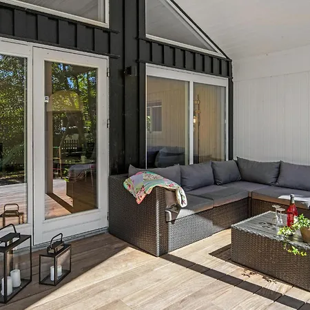 Awesome Home In Nexo With Sauna Нексё